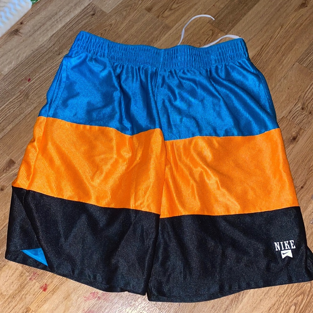 Nike Dazzle Short